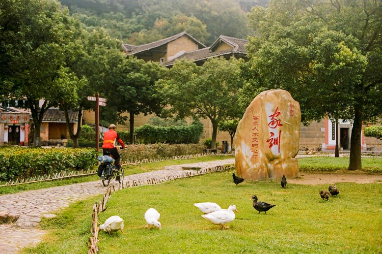 32014120057_7fb3efeabf_b